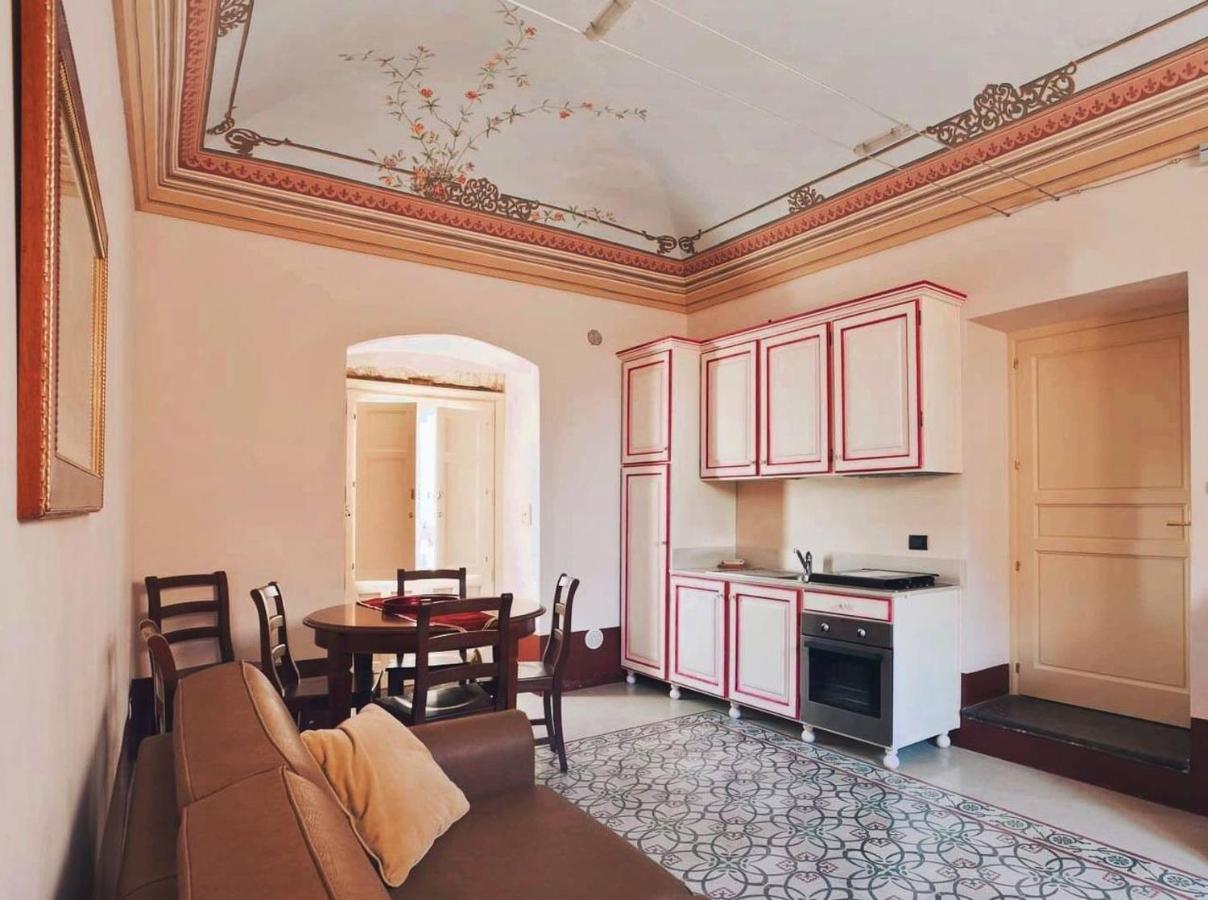 Palazzo Gambuzza Aparthotel Ispica Buitenkant foto