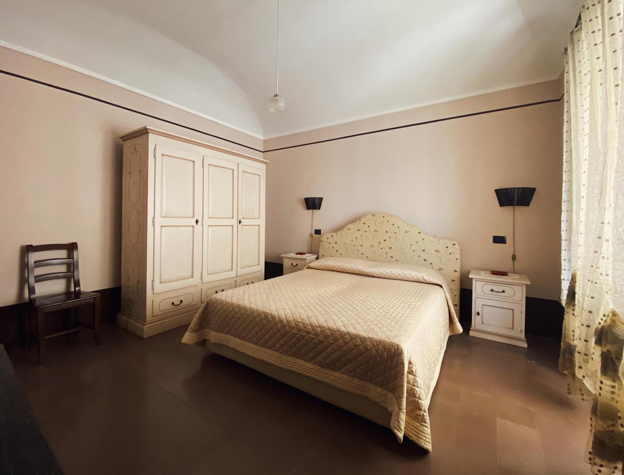 Palazzo Gambuzza Aparthotel Ispica Kamer foto
