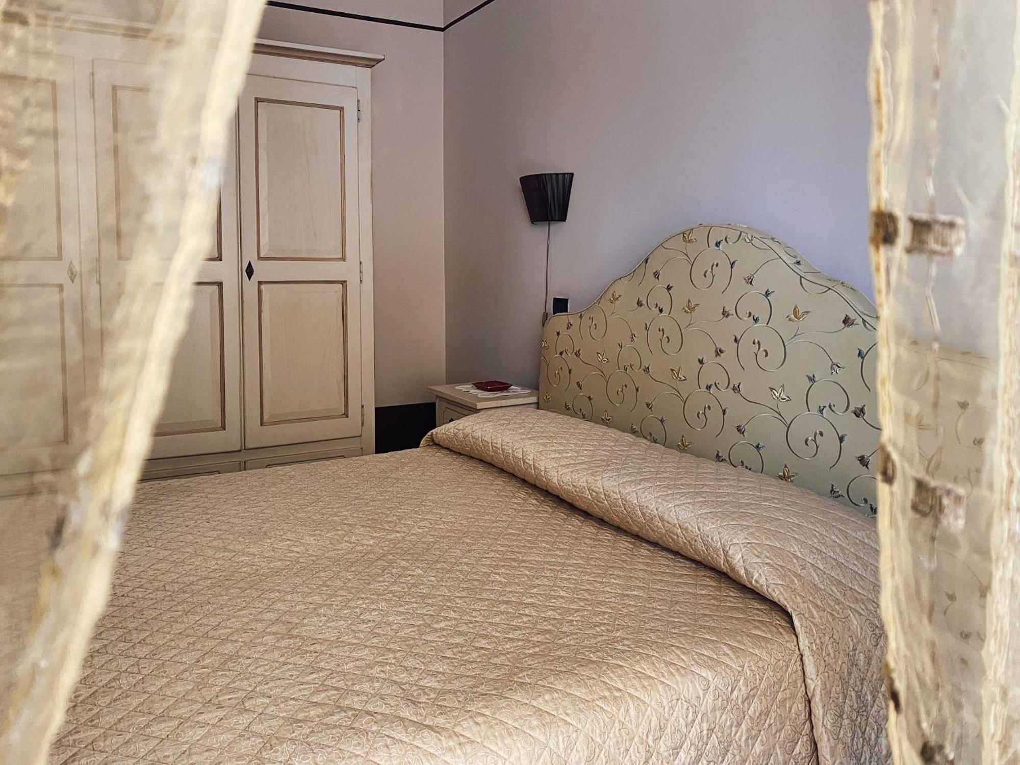 Palazzo Gambuzza Aparthotel Ispica Kamer foto